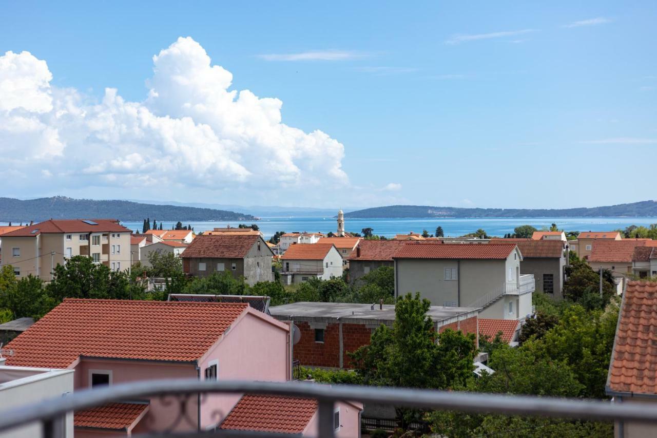 Villa Apartments Kordic Kaštela Zewnętrze zdjęcie