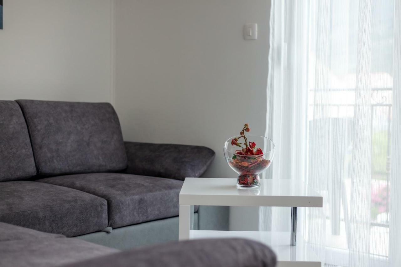 Villa Apartments Kordic Kaštela Zewnętrze zdjęcie
